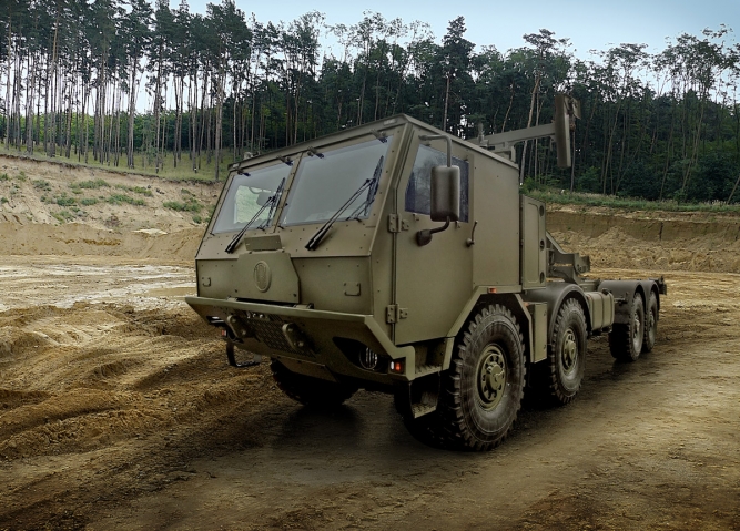 8x8 HIGH MOBILITY HEAVY DUTY CHASSIS CAB WITH LOAD HANDLING SYSTEM