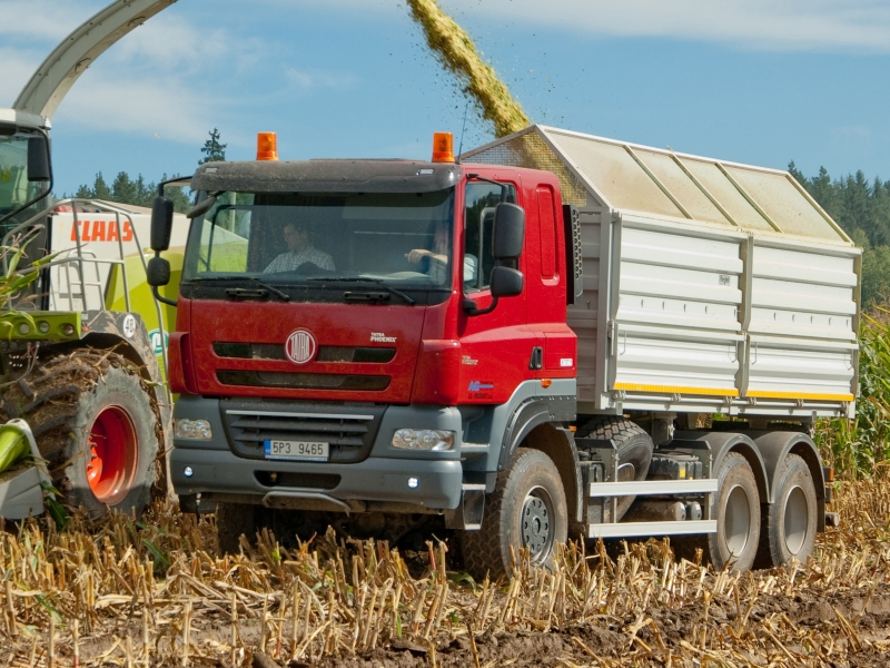 Paul Nutzfahrzeuge Tatra-phoenix_t158-6x6_agriculture_01