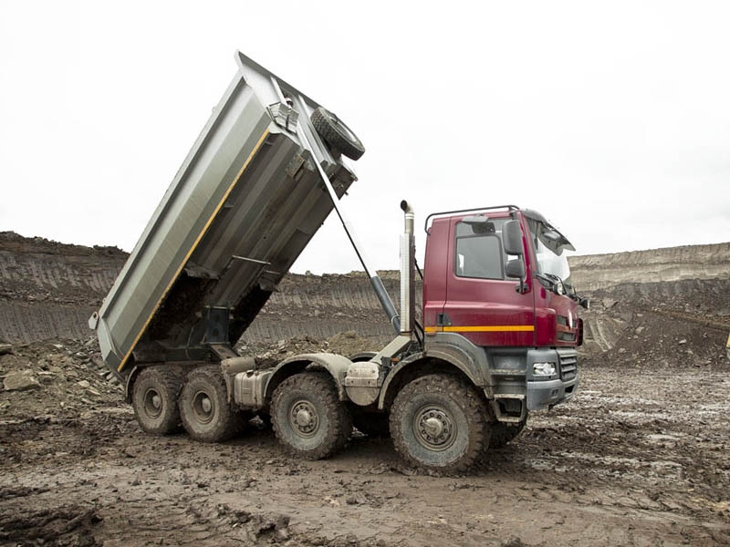 TATRA RIBALTABILE UNIVERSALE 8x8 Tatra_t158_8p5r46-231_tipper_5