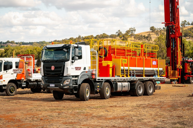 8x8 SUPPORT VEHICLE