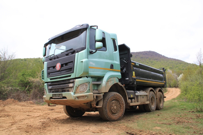 6x6 TATRA PHOENIX 3-WAY TIPPER