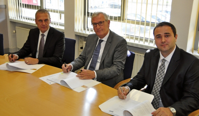 TATRA TRUCKS and DAF TRUCKS sign new agreement